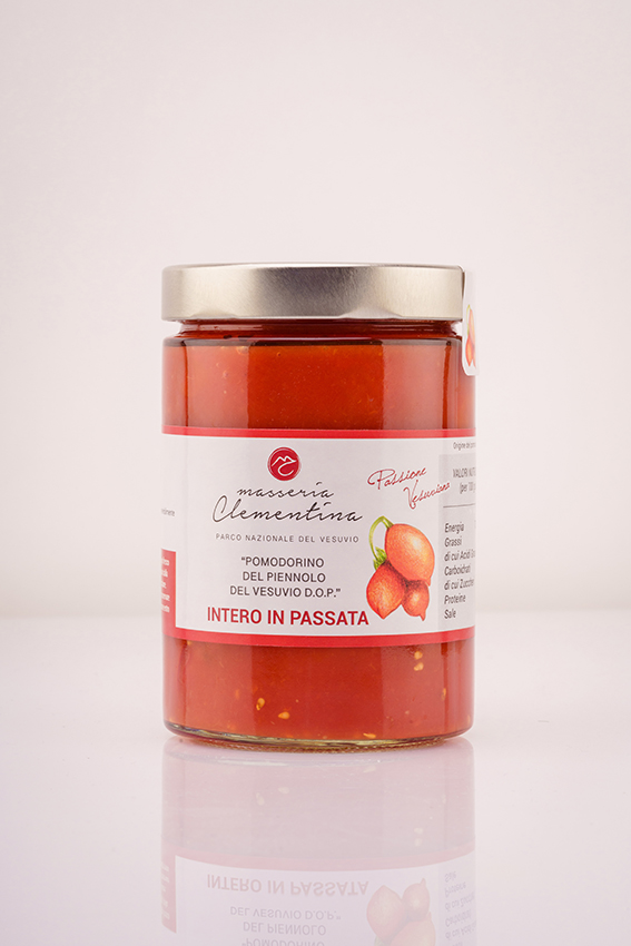 "Pomodorino del Piennolo del Vesuvio D.O.P." intero in passata